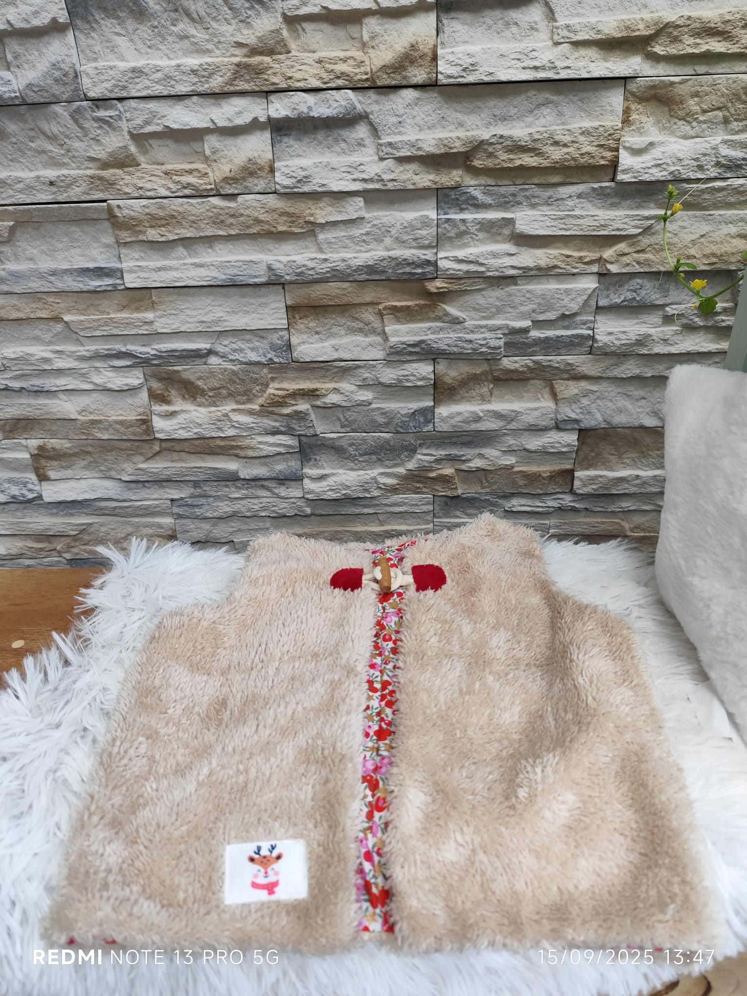 gilet doux – modèle fleuri | fait main gilet doux – modèle fleuri | fait main